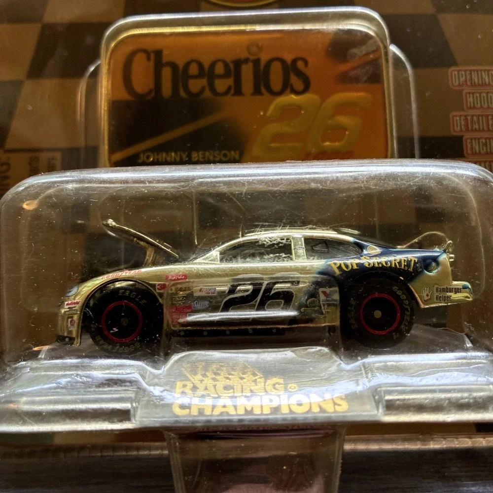 Johnny Benson #26 1998 Cheerios 1:64 NASCAR Gold Racing Champions Diecast  NEW